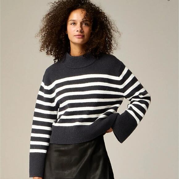 NEW J. Crew Chunky Cropped Stripe Sweater Wool Alpaca Blend Natural Heather XS - Picture 2 of 11